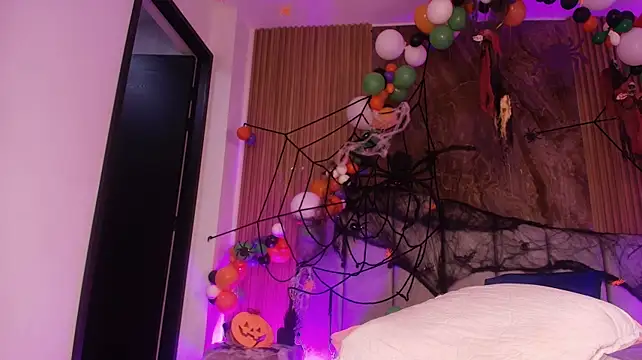 Val_daniiels - BOUNCE BOOBS AND RIDE THE DILDO