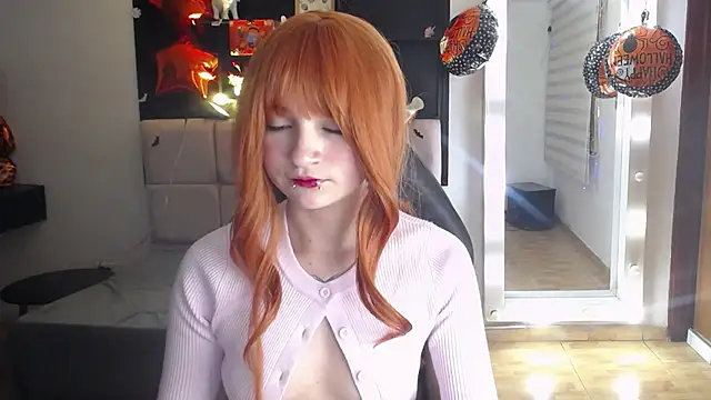 _Charlotte_Collins_ - play my nipples