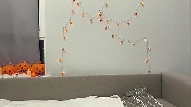 LisaPorse - show tongue + cute wink