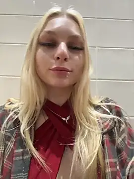 AngelinaTous - Showing tits+finger sucking💋