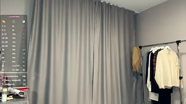 Veluxe - Spank my cute ass x 16