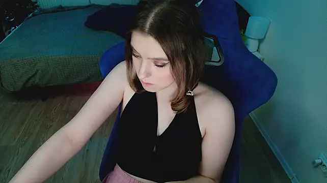 CranberryHot - I play with my nipples❤️Make me happy ❤️