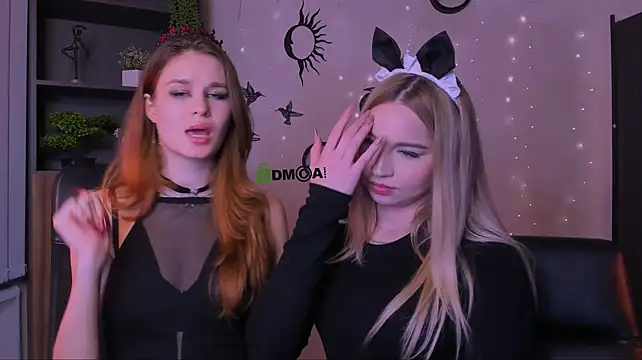 Angie_foxy1 - Flash tits (Angie)