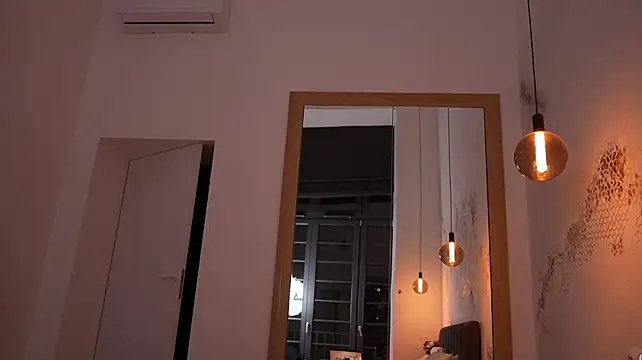 Ibiddi - Fingering pussy
