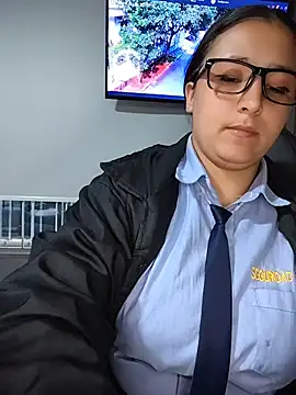 Cute_Penelope - fingers in pussy+creams cum in work🤫shh