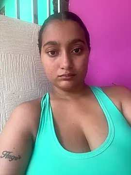 Catalina_Blanco - Topless for 5 minutes 😈💦