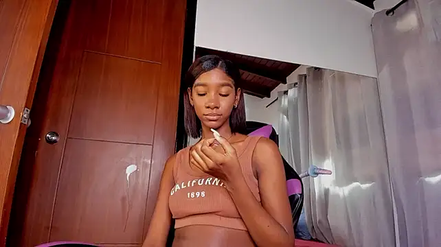 Dakotajx - go crazy, I'm yours🍒🍑