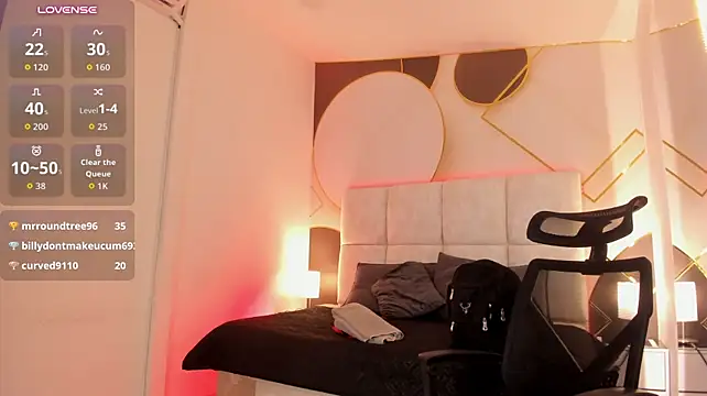 Alice_velvet__