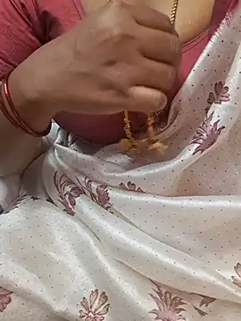 Tamil_Ammani - Boobs show😜😜😝🥰🔥🔥🔥