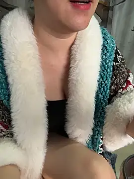 Yaoyiyi-8 - 36D大奶夹大鸡吧10分钟