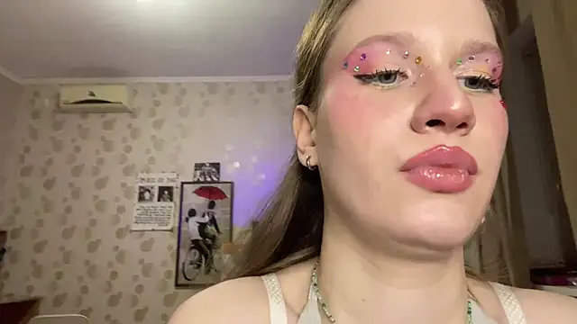 DorothyRebuck - play with my straps