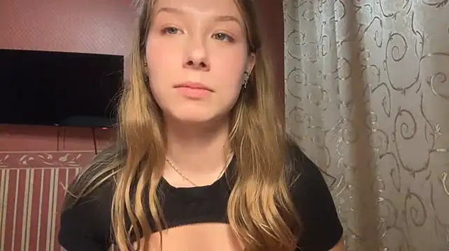 VaelZira - Show my cute belly 😍😍