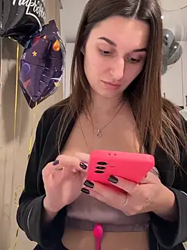 Sex_vibe_69 - BOY CUM ON WHORE