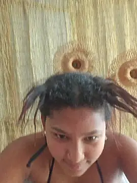Andrea_Mcfly - 🌸 PLUG ANAL + fingering pussy 😻