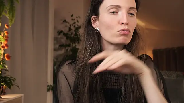 Yulladao - Naked ?