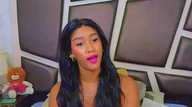 TylaWest - 💋 Lick my lips slowly