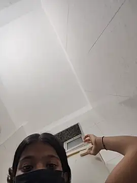 Mini-cutie - 2 fingering in ass pussy