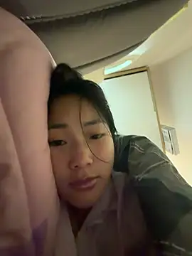 LylyBaby1888 - Vào nhà wc móc hàu sữa🥵