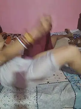 Couple_hot999 - Last tipper get free 1 min video