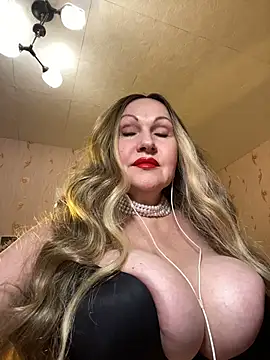 Renezlice - oil on tits + ride big didlo