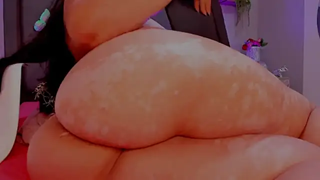 Emma_lye - 🍑ride my torso 🔥🍑