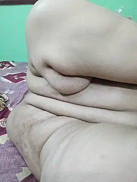 Tamil-mayasri - boobs oil