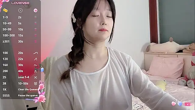 _flipped_ - show boobs 露胸