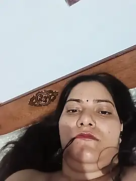 Anushka_Singh0