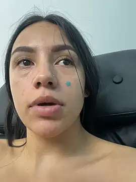 Marianahb-e - Flash body naked