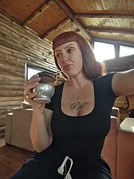 MeriPopis3x - 🔥Me chupa las tetas