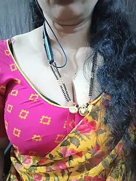 Bhuvana_555 - Boobs on honey