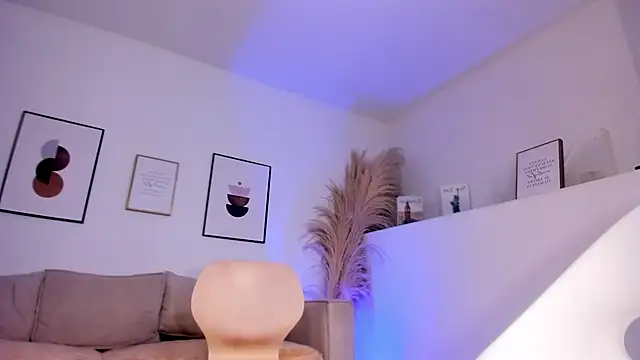Susan_blond - Frota el clítoris + provoca mis tetas🔥