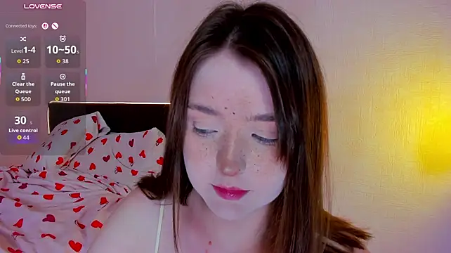 Lexxxxxxi - play tits