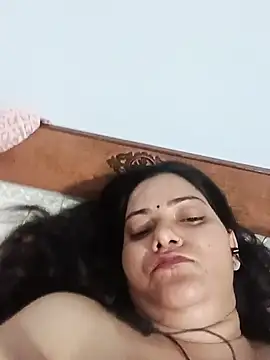 Anushka_Singh0