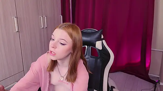 LappyTappa - sexy toy tease