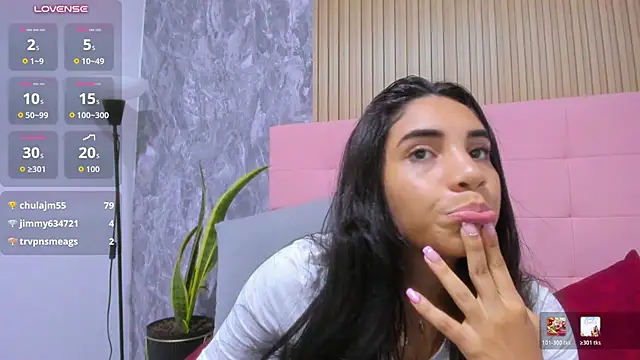 Susangray3 - fingering pussy