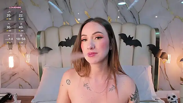 Hannah_Lane - Slide your panty + close up cam👀