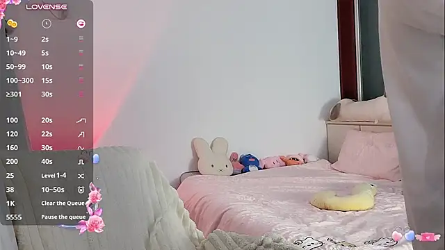 _flipped_ - show boobs 露胸