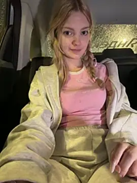 Elsawhere - tease me with ur tongue 👅