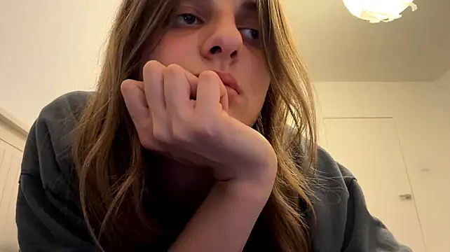 ActaedCottage - Squeeze my boobs under t-shirt