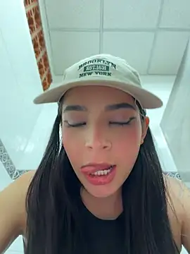 ArieliciousXXX - SQUIRT DRINK