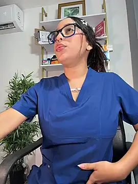 MiaCamille_ - show tits + play with tits in office