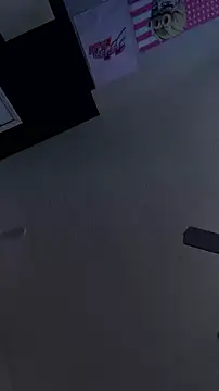 Spookiebaddie - naked + oil!