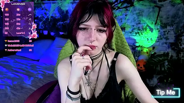 Ashley_Veil - show my handbra