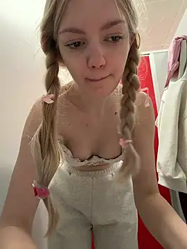 Elsawhere - tease me with ur tongue 👅
