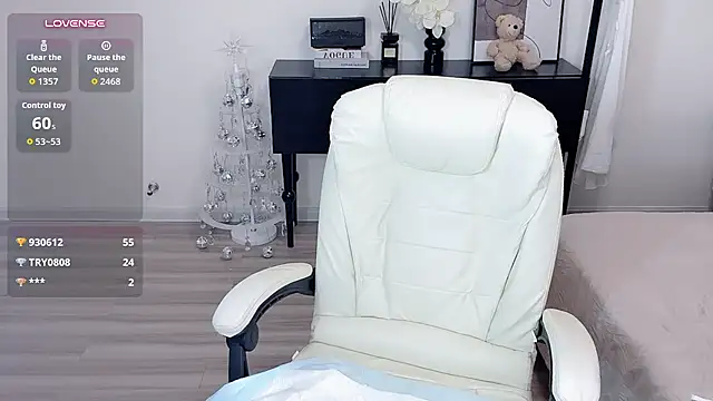 Fiona_999 - 新人莫妮卡，23岁上下粉，手指难进入，求开发，小黑屋有你喜欢的
