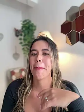 Emilia_Bakerr - Emi, how cute