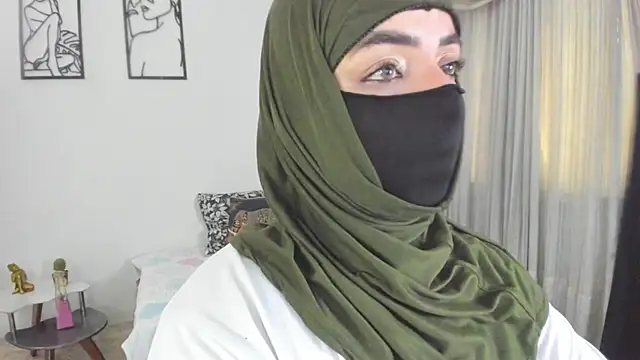Uzra_hayed - dildo in pussy