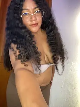 Molly__Beauty - plug anal+ride torso