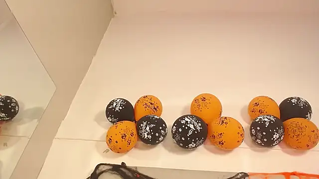 Queen_adhara - pop balloons